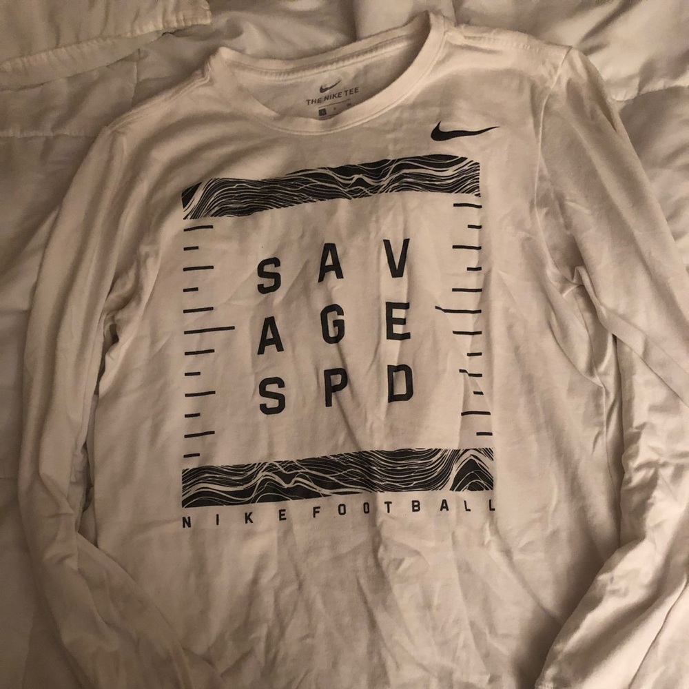 Men’s long sleeve Nike tee